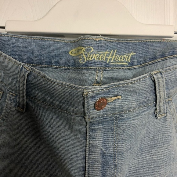Old Navy Shorts Sweetheart Jean Shorts 12 Light Wash - Picture 3 of 4